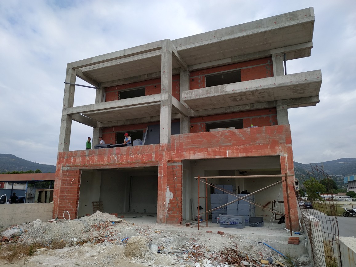 Perigiali wall insulation in newly built apartment building